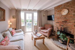 6 Station Terrace Framlingham Air Manage Suffolk